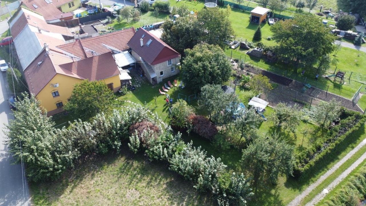 Apartman Hulin, Chrastany - Bily Bagian luar foto